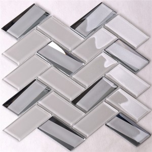 Tuiles de dosseret de cuisine en verre beige clair à chevrons beiges