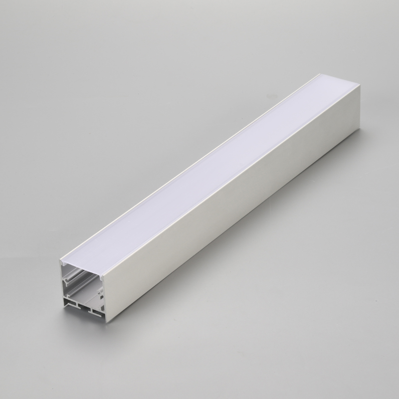 Profil en aluminium argenté / noir / blanc pour le logement linéaire de LED par le fabricant de la Chine