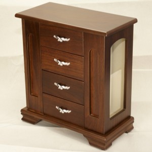 Boîte à bijoux classique