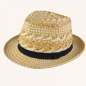 Chapeau tissé à la main