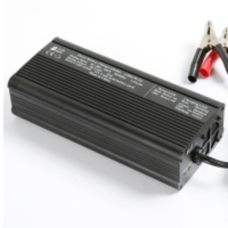 Chargeur LiPo pour batterie Li-ion / polymère 12V ~ 48V Chargeur de batterie 16.8V 29.4V 42.0V 58.8V