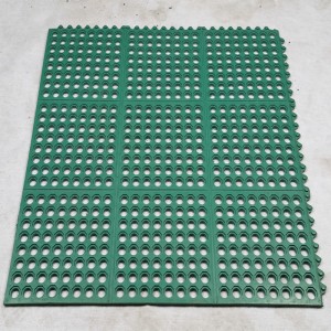 Tapis de drainage en caoutchouc naturel perforé de haute qualité pour les ponts