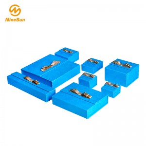 Charnière de boîte à bijoux en gros de luxe imprimée par logo personnalisé, boîte à bague de mariage