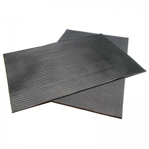 TAPIS DE VACHE EN CAOUTCHOUC