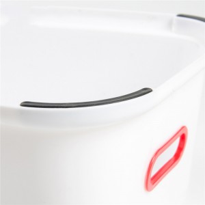 Escabeau en plastique pour enfants, idéal pour la formation de pot et l'utilisation dans la salle de bain