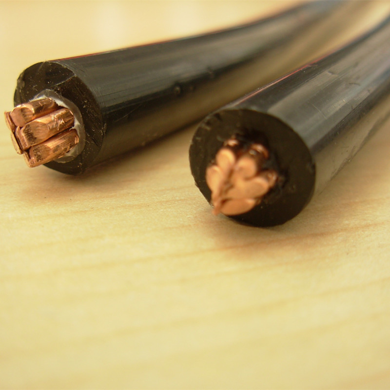 Câbles spéciaux / câble de soudure en cuivre nu flexible pour fils de soudure secondaires de résistance de tension