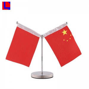 Drapeau de table en aluminium de bonne qualité Chine bon marché avec le drapeau et la base
