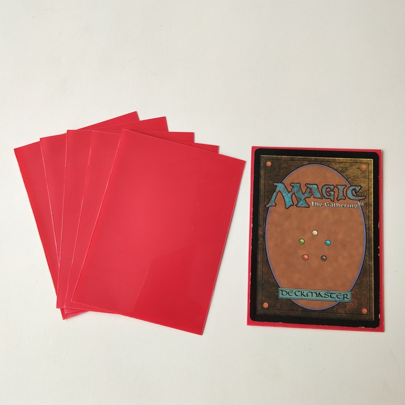 Protecteurs de pont de cartes de jeu de taille standard rouge solide de 66x91mm MTG / Pokemon