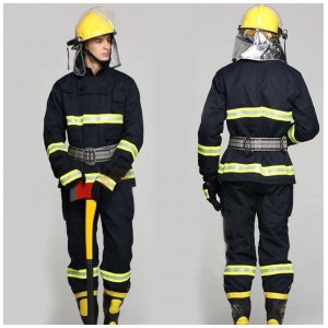 Vêtements techniques, vêtements ignifugés, uniforme de pompier et autres vêtements fonctionnels
