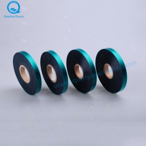 Ruban à cravate en vinyle vert 1/2 \