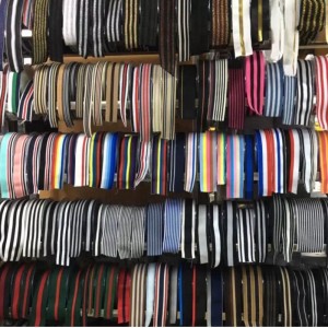 Bandes élastiques souples de conception spéciale pour les vêtements