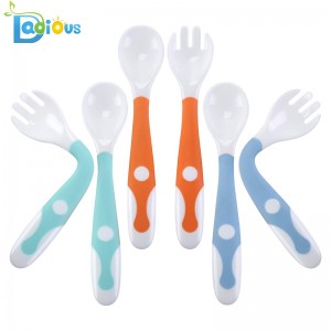 Vente chaude Flexible Bendable Arrondi Bébé Fourche Grade Alimentaire PP Formation Fourchette et Cuillère Ustensiles De Voyage avec Cas Enfants