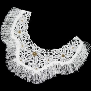 Broderie au crochet avancée, femme dentelle décolleté applique décolleté