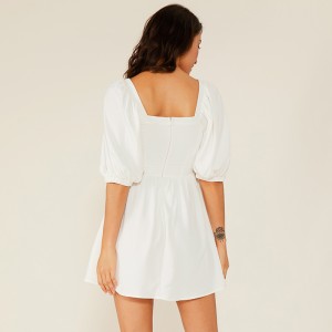 Oem vêtements robes simples occasionnels plissée courte robe en dentelle de mousseline de soie blanche