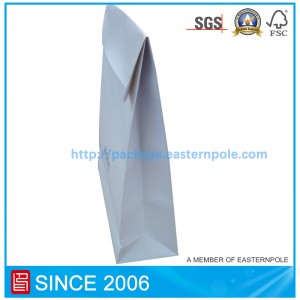 Sac en papier Boss de la célèbre marque