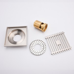 Couvercle de caillebotis pour salle de toilette