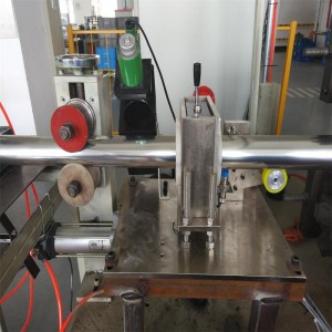 Système de test en ligne par courants de Foucault pour tubes soudés droits en acier inoxydable ECN1002 / EFN1002