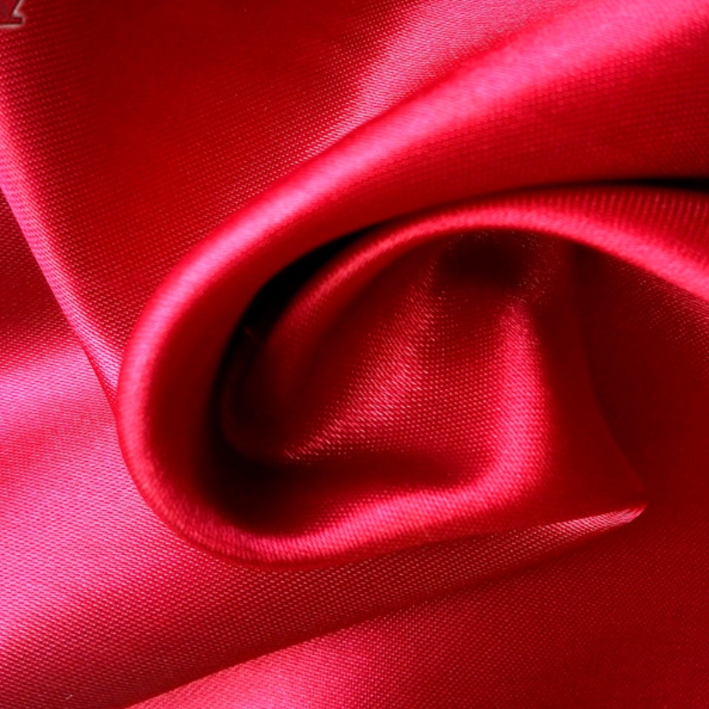 Tissu 210T de taffetas de revêtement de PVC de tissu de manteau de polyester de polyester pour le textile d'habillement