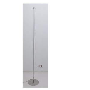 Lampadaire LED avec interrupteur marche / arrêt sur le dessus de la lampe