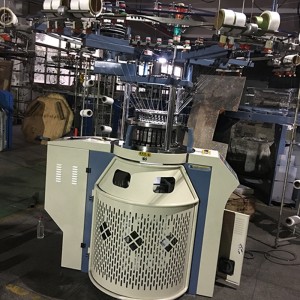 machine à tricoter sans couture de petite taille