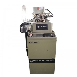 Machine à tricoter des chaussettes