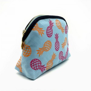 trousse de toilette en toile