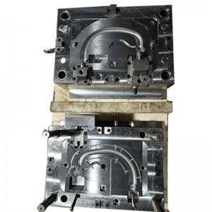 Main courante de matériel agricole