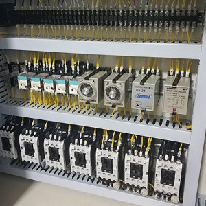 Machine de fabrication de chaussures uv