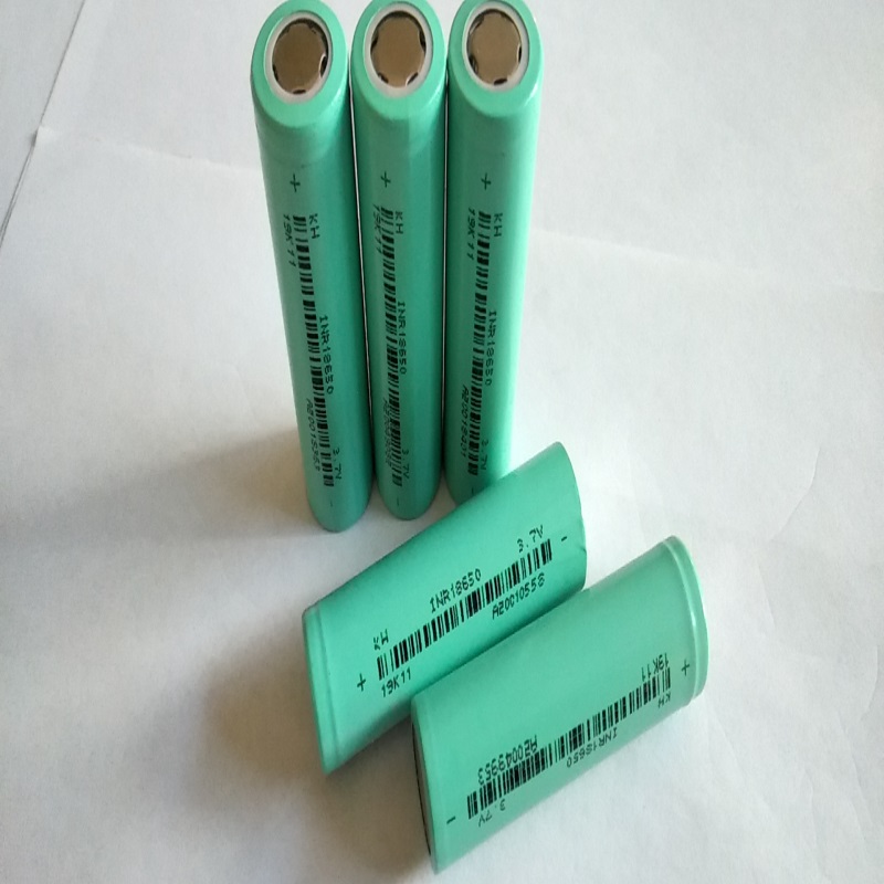 18650 batterie lithium-ion 2000mAh 3.7V