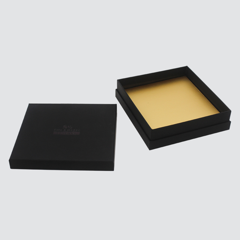 Boîte-cadeau classique adaptée aux besoins du client d'accessoires de collier de bijoux de boîte noire