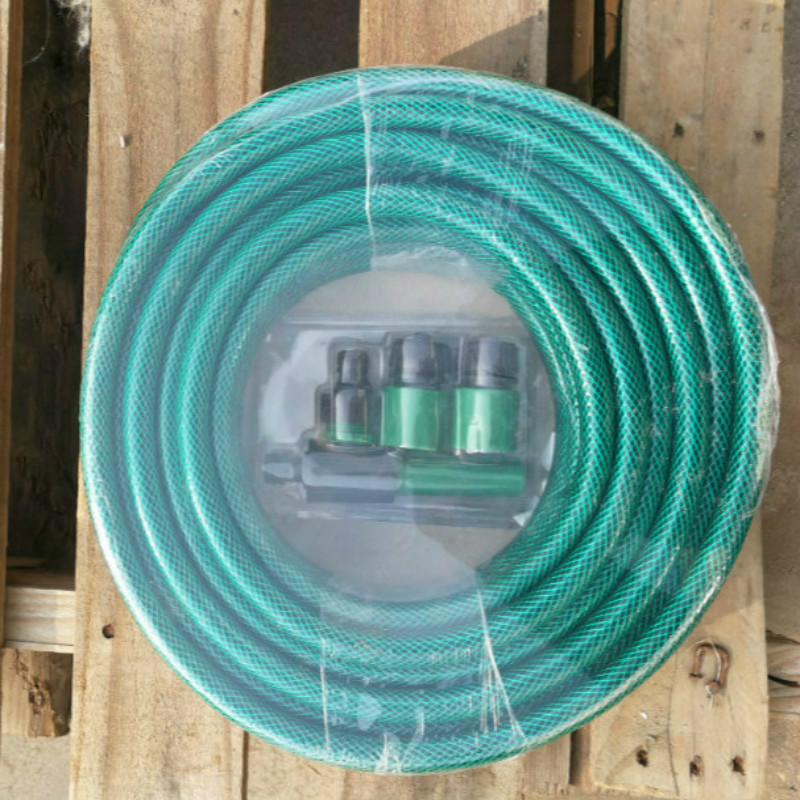 toutes les couleurs flexibles en fibre tressée renforcent le tuyau d'eau de jardin en plastique pvc