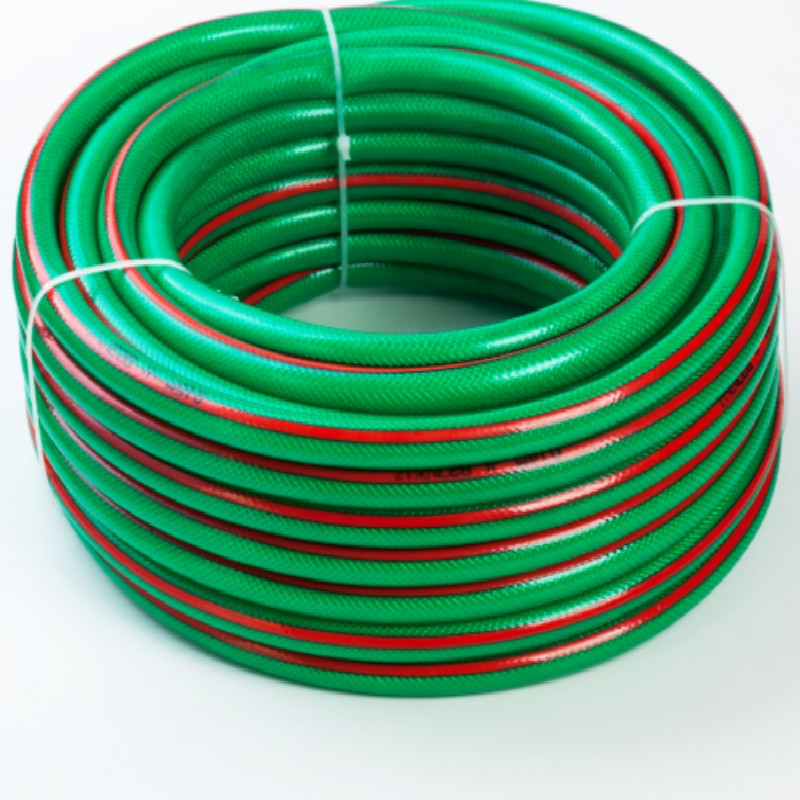 Pas d'odeur de bonne qualité coloré fibre flexible tressé renforcer le tuyau de jardin en plastique PVC