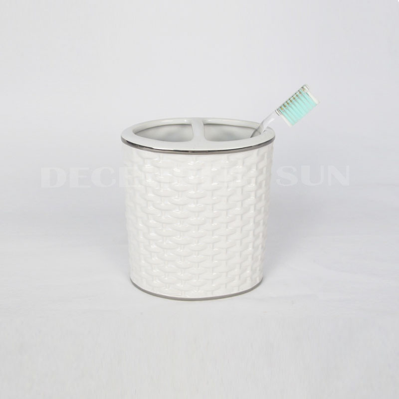 2020 Meilleur prix porcelaine blanche bambou tissage salle de bain ensemble accessoires