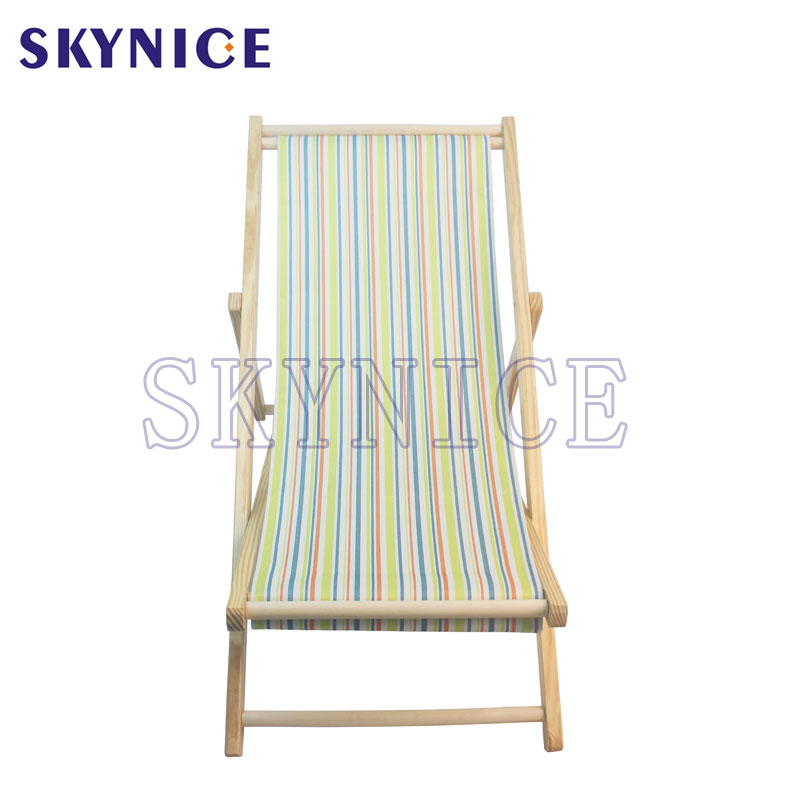 Chaise longue de plage pliante en bois