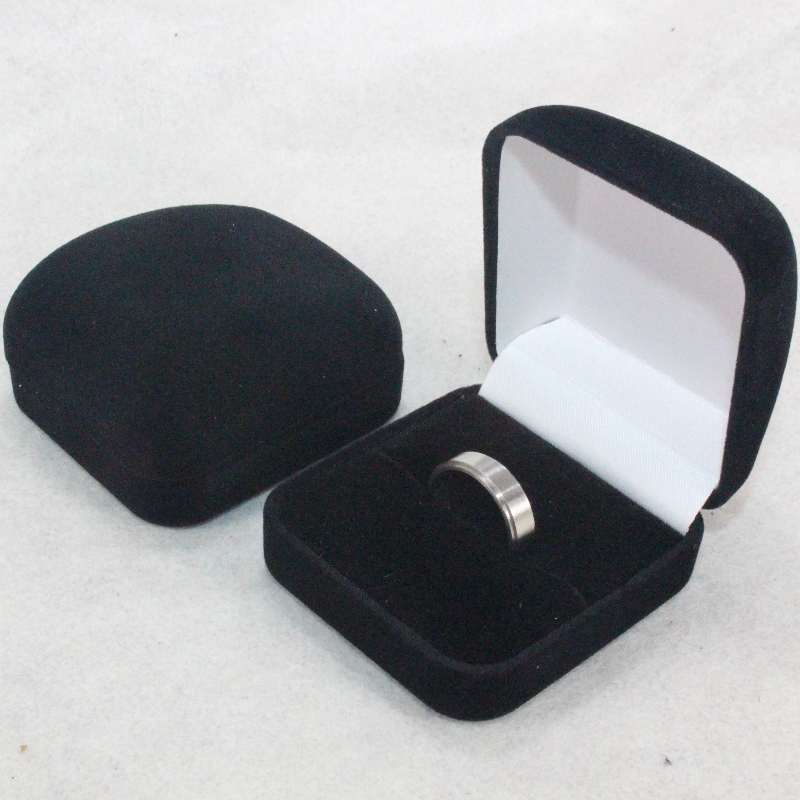 Article F-2 Boîte ronde en velours pour bague, badge et petite pièce, mm. 52 * 57 * 34, poids environ 27g