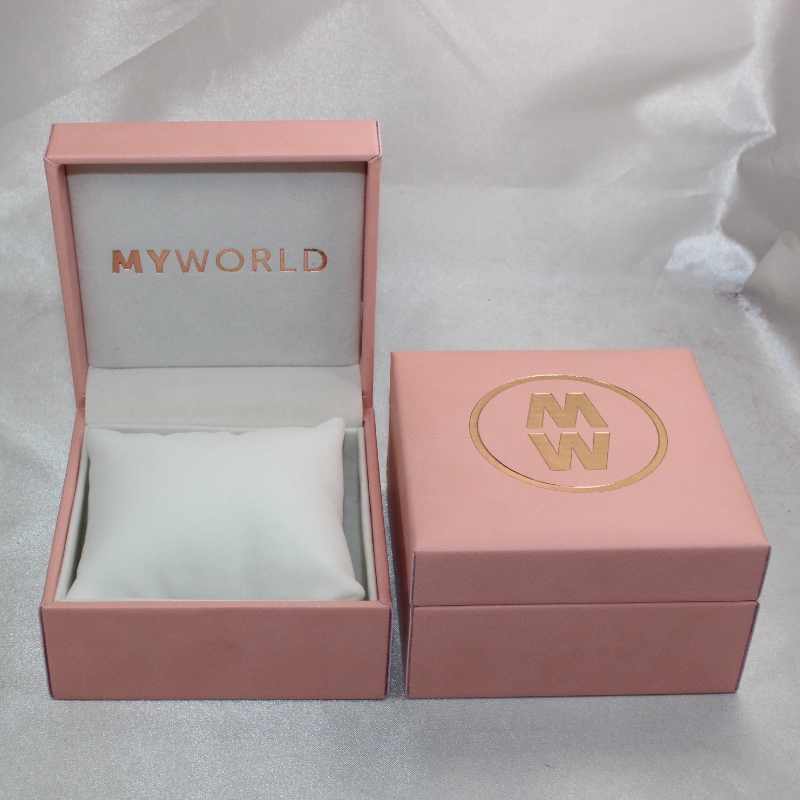 Produit V - 05 rectangle en plastique artificiel carton de montre en cuir.Oui.100 * 100 * 60, environ 194g.