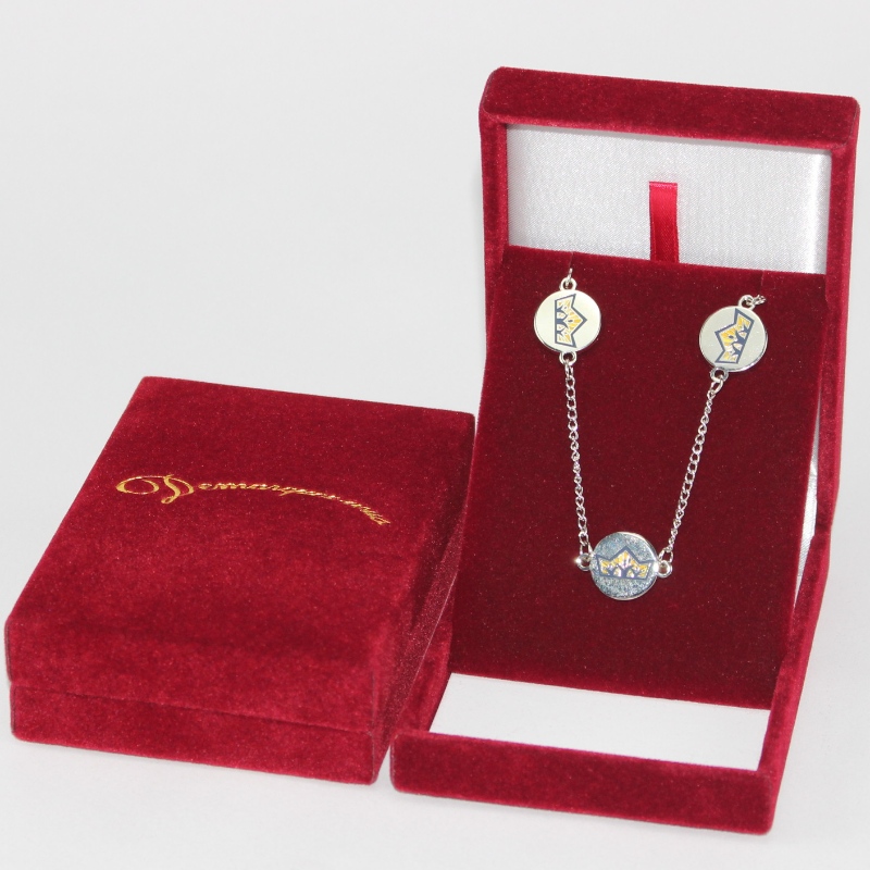 Article Boîte carrée en cuir PU V-17L pour médaille 65 * 90 mm, badge, pièce de monnaie, etc. mm. 80 * 110 * 34, poids environ 90g