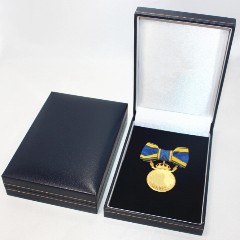 Article Boîte de papier en similicuir rectangle V-14 pour médaille 88 * 128 * 30 mm, pièce de monnaie et badge, etc. mm. 88 * 128 * 30, poids environ 120g