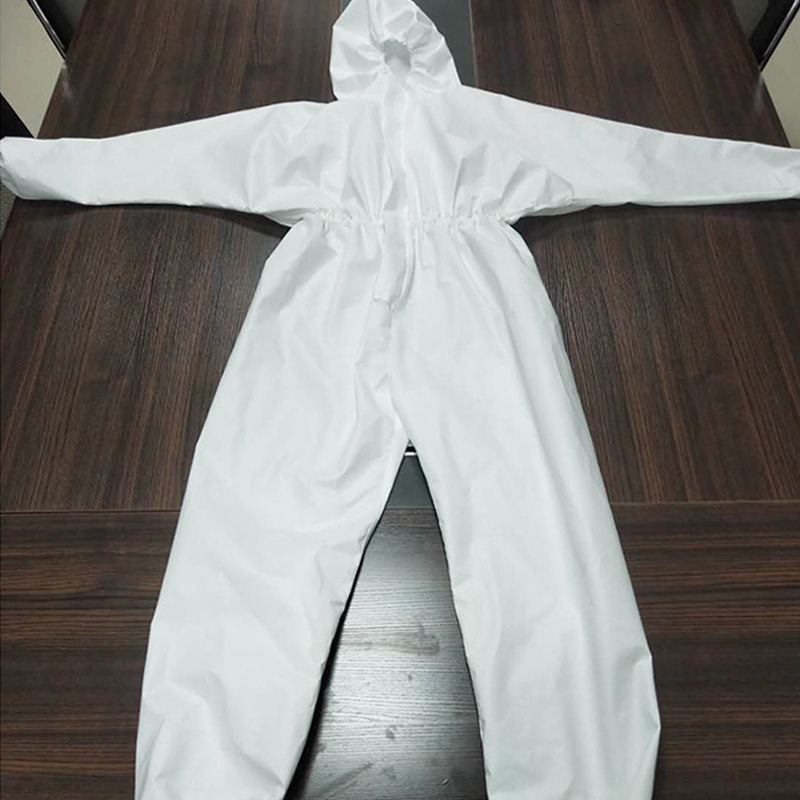 Isolateur étanche à l 'eau