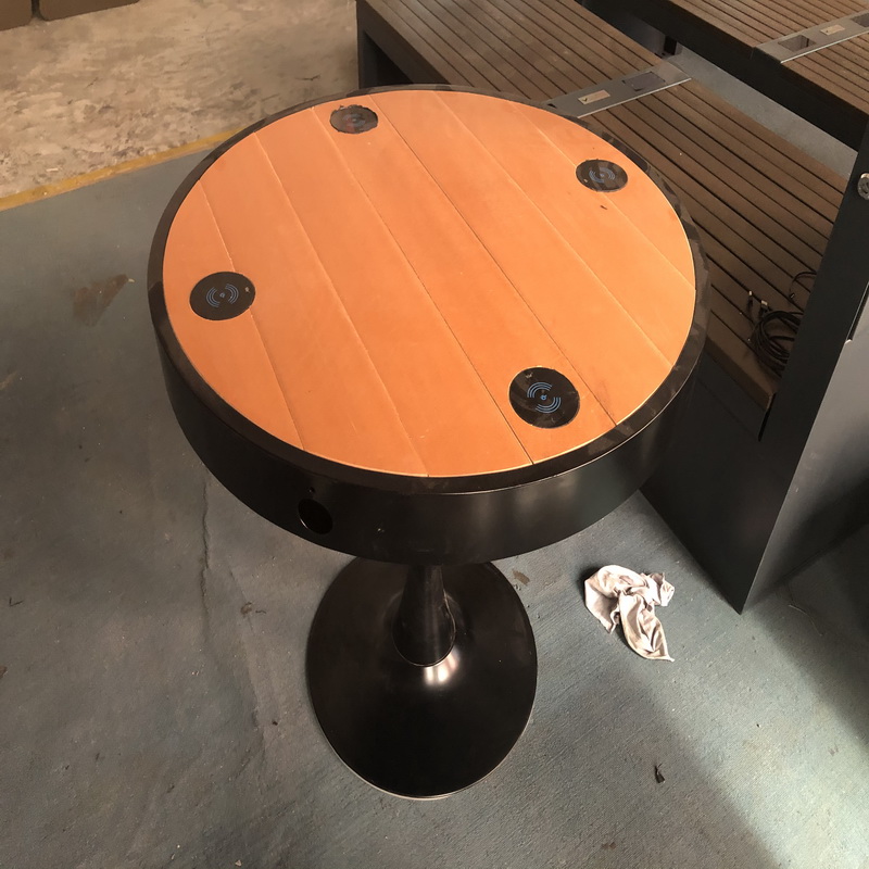 Table intelligente de Wifi de couleur en bois d'acier inoxydable avec le chargeur d'USB