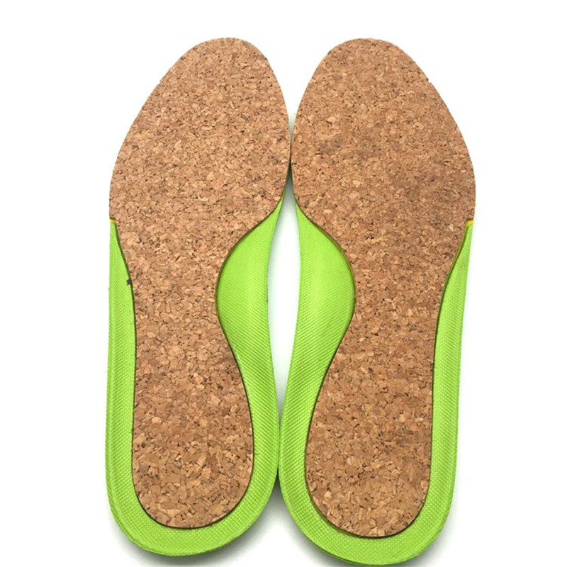 Chaussures de basket - ball modernes