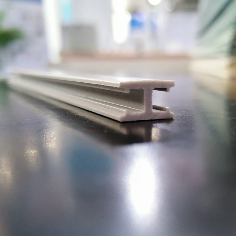 Tube d 'aération composite à haute résistance