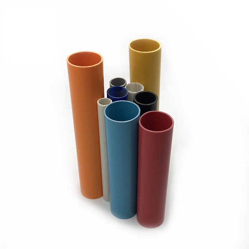 Matériel d'extrusion de tuyau en plastique de tube de PVC de taille et de couleur faites sur commande non standard