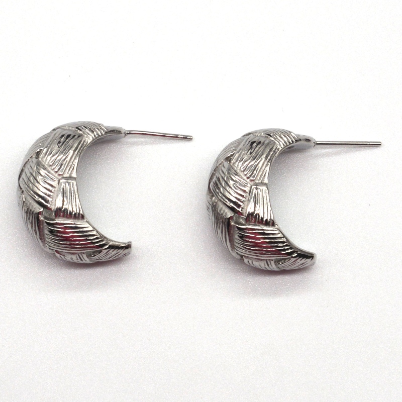 Boucles d'oreilles en argent Boucles d'oreilles rondes en sergé gravé pour femmes, usine de transformation de bijoux en Chine Ruifanbao