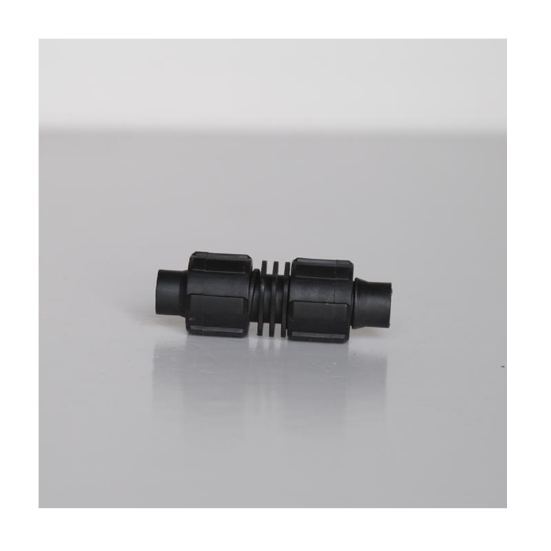 Raccord de verrouillage pour bande / conduit de gouttelette