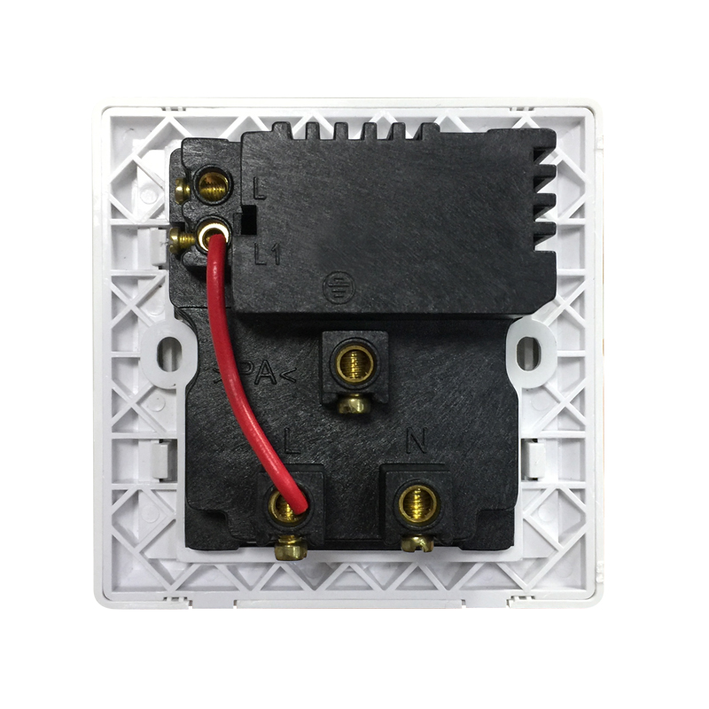 PRISE MURALE USB USB501