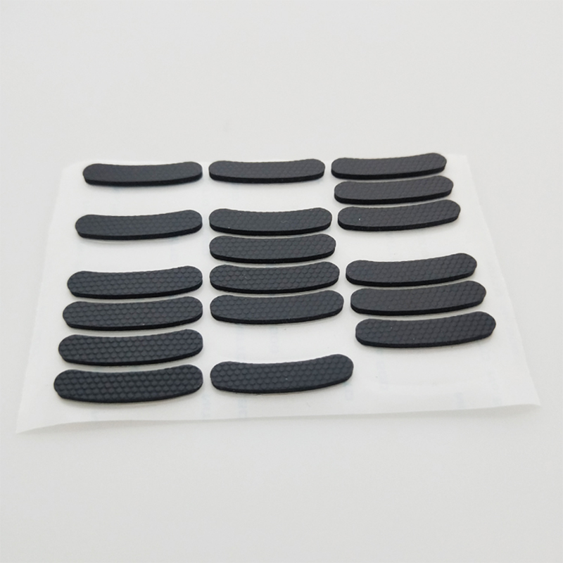 Fournir un tapis antidérapant poron noir, mousse de protection de l'environnement antichoc, traitement personnalisé de la mousse poron audio