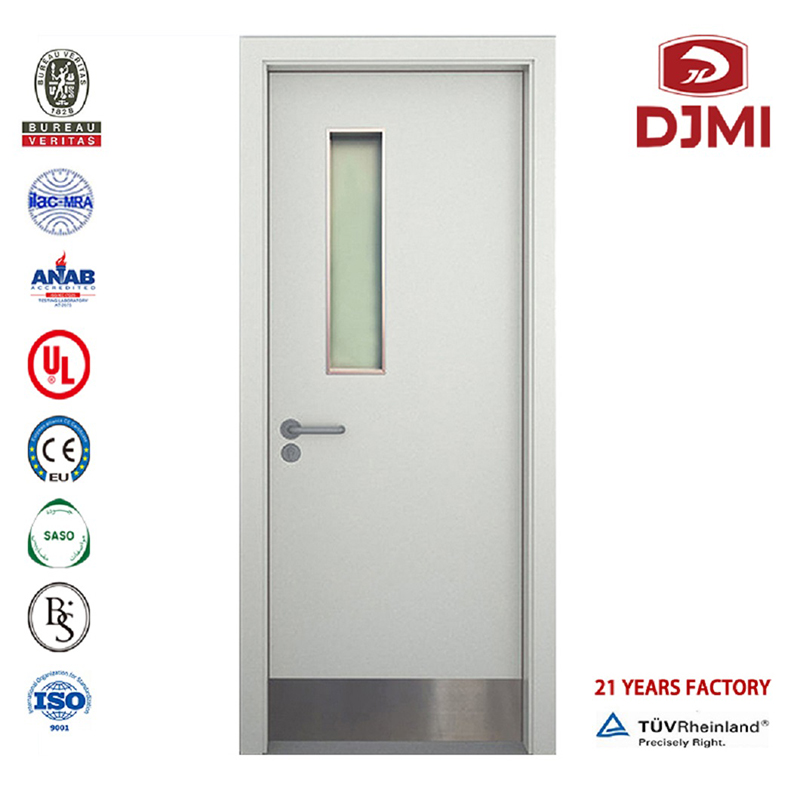 Porte en bois laminé sur mesure en bois dans la chambre des patients