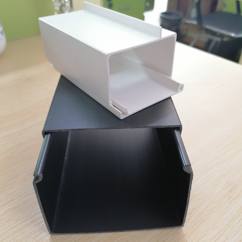 Organisateur de fil de goulotte de câble en PVC de chemin de roulement de correcteur de câble en PVC personnalisé professionnel pour gérer le désordre du fil