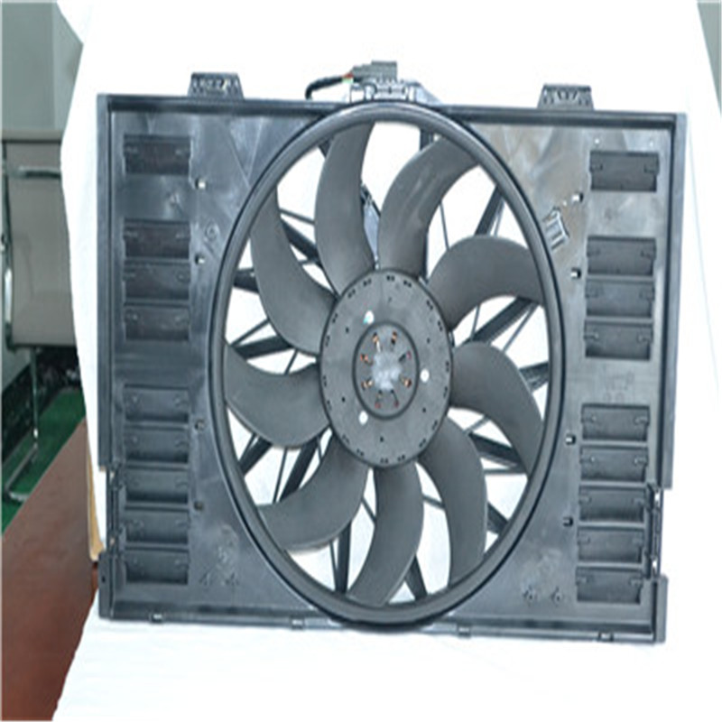 Ventilateur de refroidissement de radiateur électrique 97010606106 pour Porsche Panamera